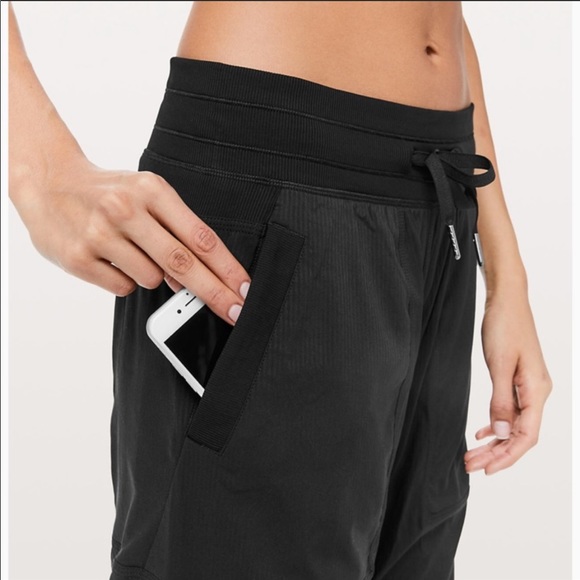 Lululemon black dance athletic pants - Picture 3 of 5